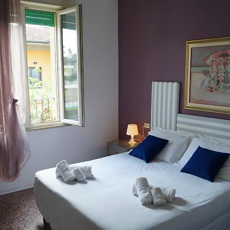 Adele Hotel